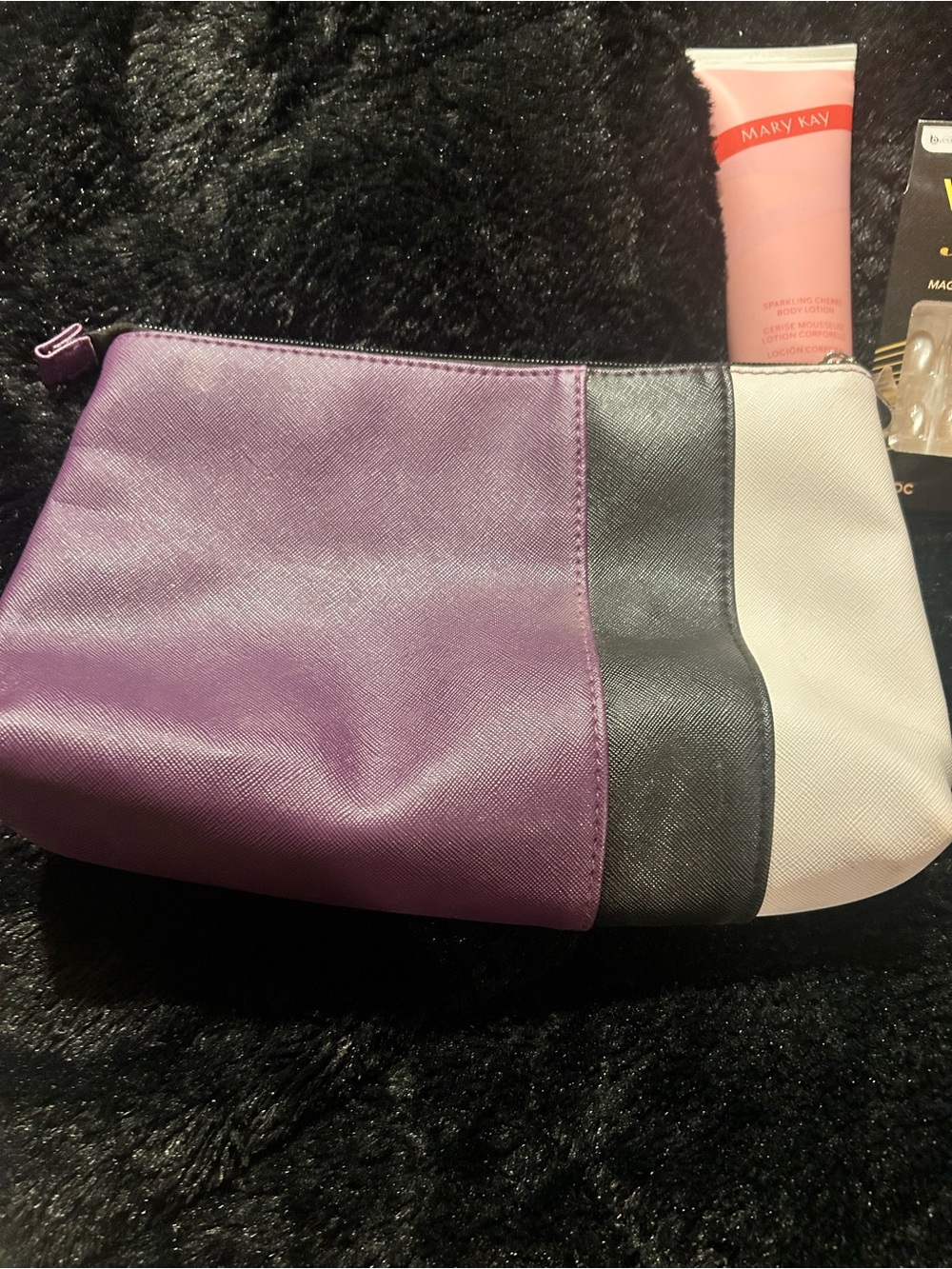 Beauty Bundle – Sparkling Cherry Lotion, Velvet Nails & Younique  Makeup Bag - Picture 3 of 8